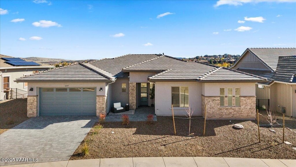 Prescott, Arizona, 86301, United States, 3 Bedrooms Bedrooms, ,2.5 BathroomsBathrooms,Residential,Forsale,2011267