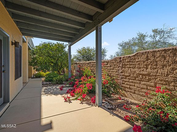 Tucson, Arizona, 85712, United States, 3 Bedrooms Bedrooms, ,2 BathroomsBathrooms,Residential,Forsale,2004426