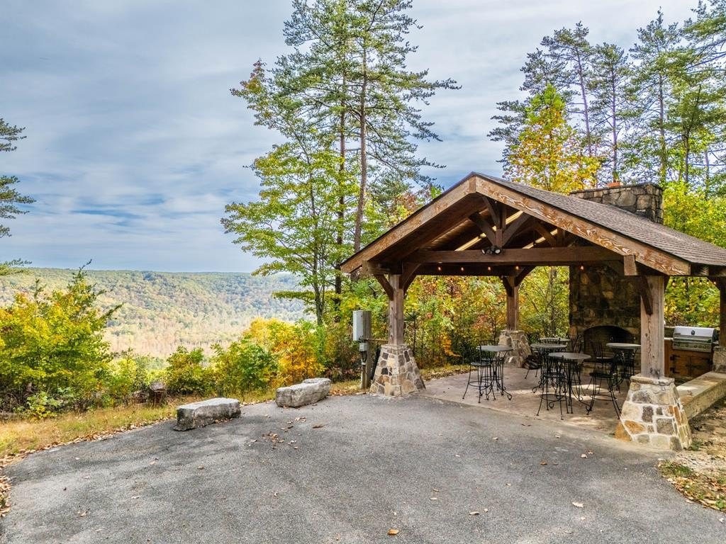 MONTEREY, Tennessee, 38574, United States, 3 Bedrooms Bedrooms, ,2 BathroomsBathrooms,Residential,Forsale,1907888