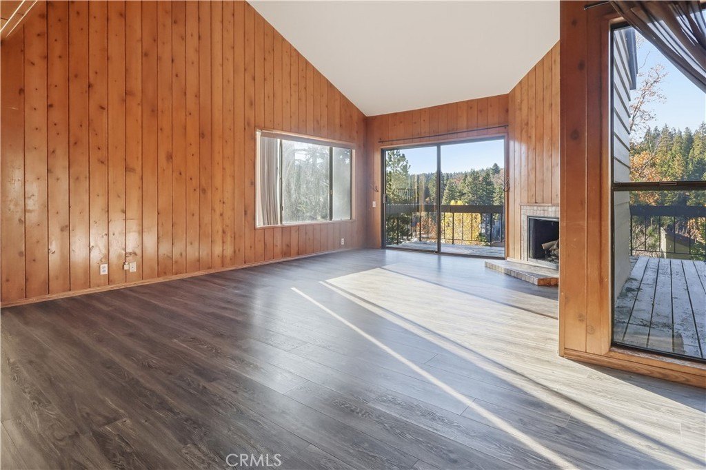 Lake Arrowhead, California, 92352, United States, 4 Bedrooms Bedrooms, ,2.5 BathroomsBathrooms,Residential,Forsale,2004862