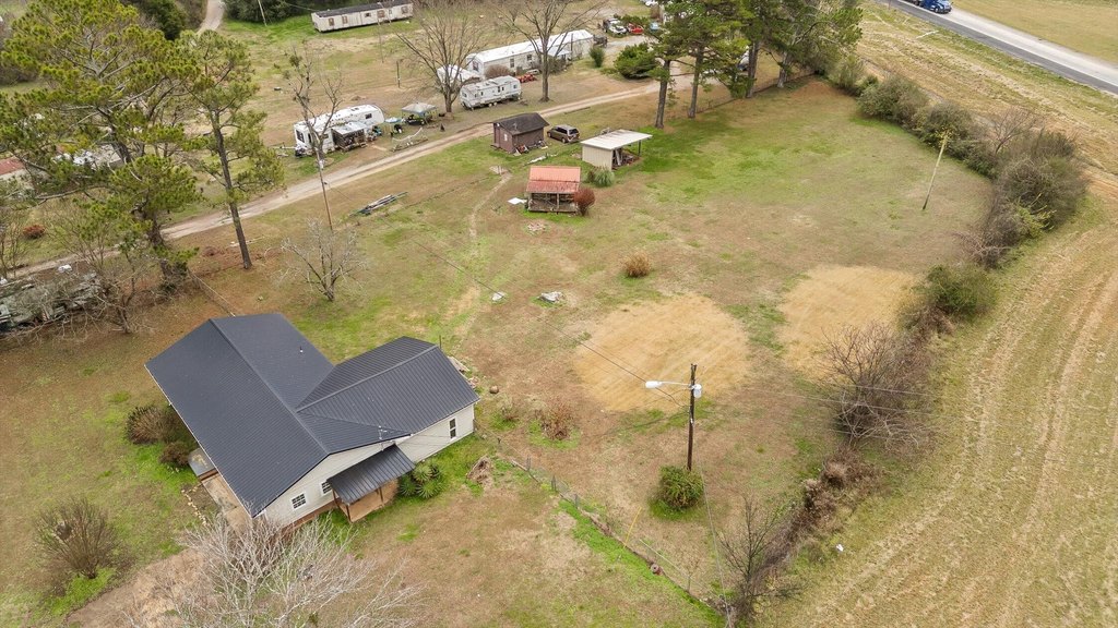 Jasper, Tennessee, 37347, United States, 3 Bedrooms Bedrooms, ,1.5 BathroomsBathrooms,Residential,Forsale,2009570