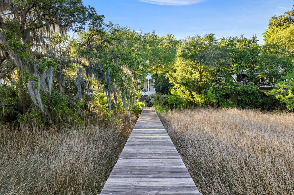 Charleston, South Carolina, 29414, United States, 8 Bedrooms Bedrooms, ,5.5 BathroomsBathrooms,Residential,Forsale,2007731