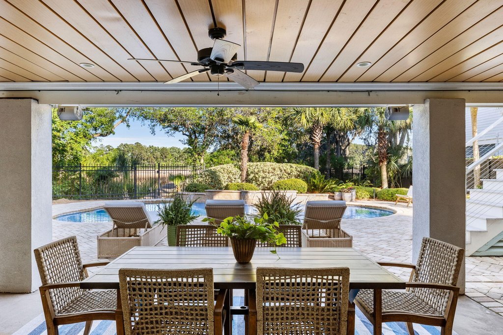 Charleston, South Carolina, 29414, United States, 8 Bedrooms Bedrooms, ,5.5 BathroomsBathrooms,Residential,Forsale,2007731