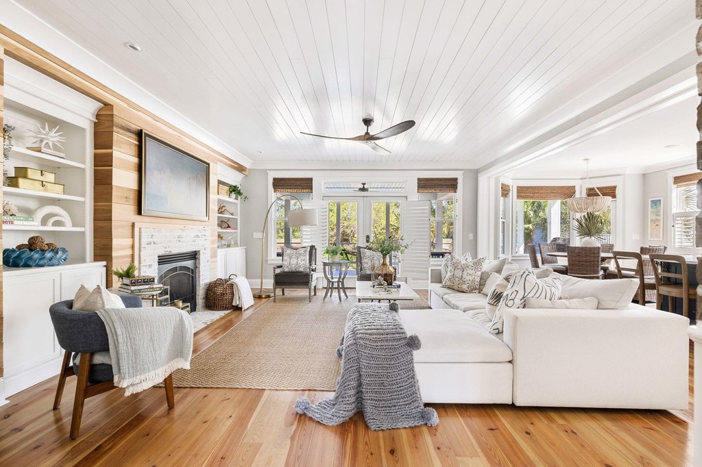 Charleston, South Carolina, 29414, United States, 8 Bedrooms Bedrooms, ,5.5 BathroomsBathrooms,Residential,Forsale,2007731