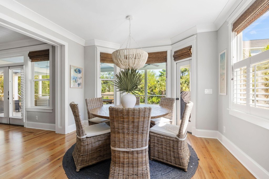 Charleston, South Carolina, 29414, United States, 8 Bedrooms Bedrooms, ,5.5 BathroomsBathrooms,Residential,Forsale,2007731