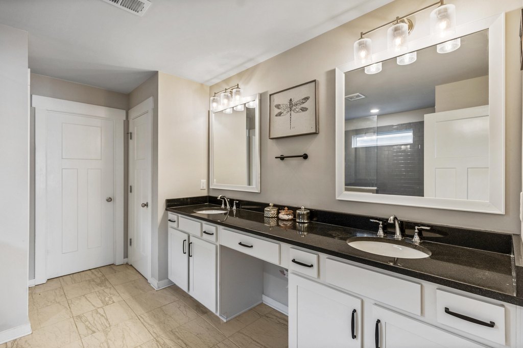 Ooltewah, Tennessee, 37363, United States, 4 Bedrooms Bedrooms, ,3 BathroomsBathrooms,Residential,Forsale,2009573