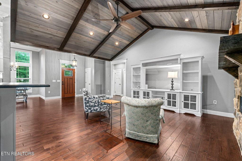 Crossville, Tennessee, 38558, United States, 3 Bedrooms Bedrooms, ,2.5 BathroomsBathrooms,Residential,Forsale,1907856