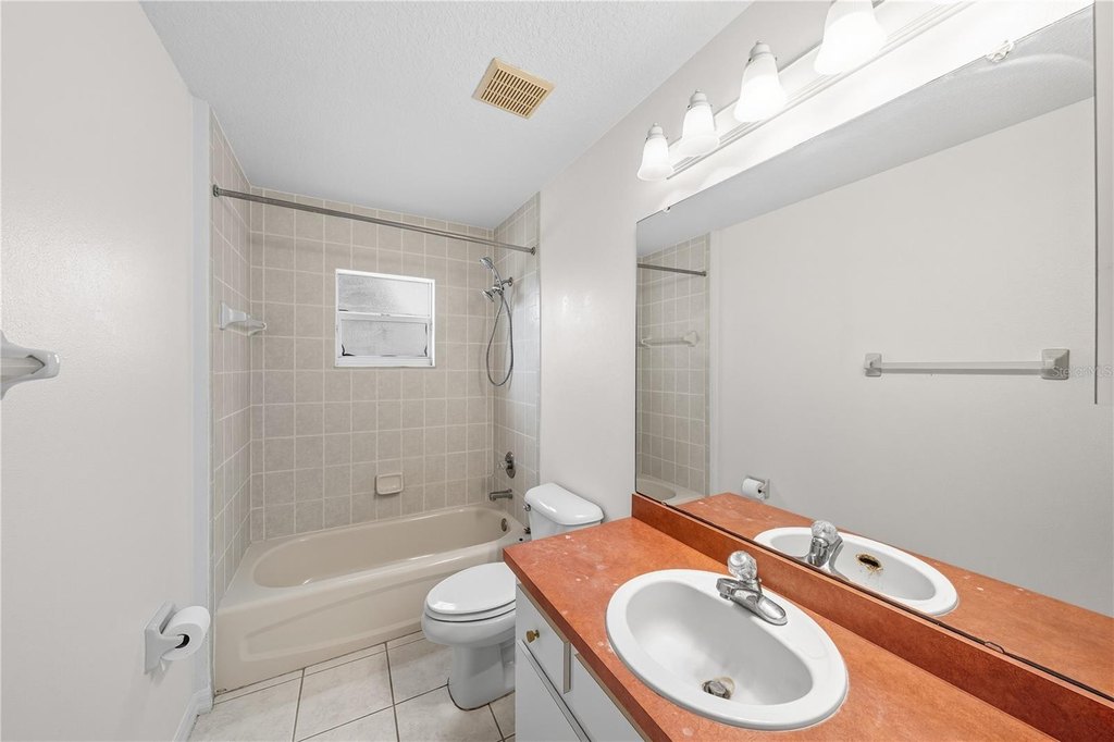 REDDICK, Florida, 32686, United States, 3 Bedrooms Bedrooms, ,2 BathroomsBathrooms,Residential,Forsale,2004576