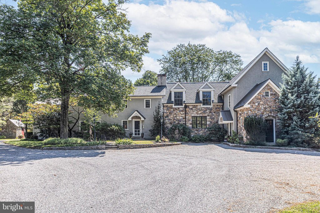 DOYLESTOWN, Pennsylvania, 18902, United States, 5 Bedrooms Bedrooms, ,4.5 BathroomsBathrooms,Residential,Forsale,2004188