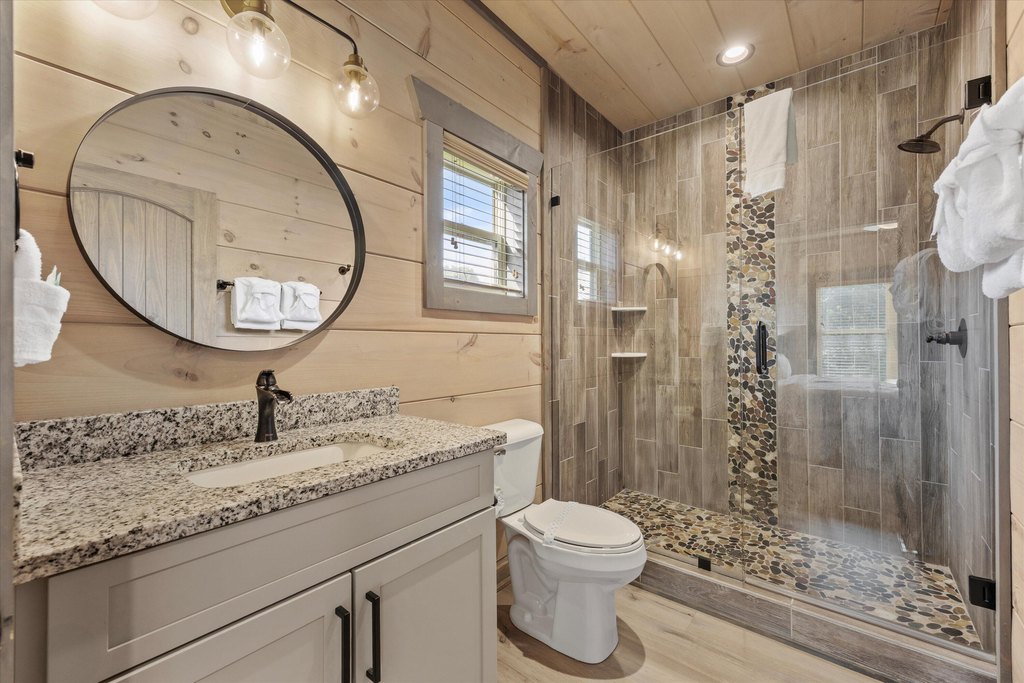 Sevierville, Tennessee, 37862, United States, 5 Bedrooms Bedrooms, ,5 BathroomsBathrooms,Residential,Forsale,1963563