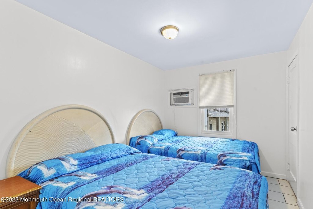 Seaside Heights, New Jersey, 08751, United States, 6 Bedrooms Bedrooms, ,3.5 BathroomsBathrooms,Residential,Forsale,2004848