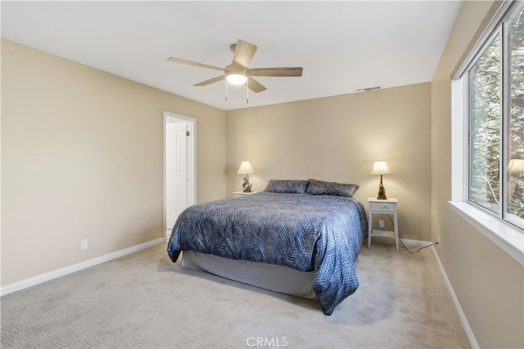 Lake Arrowhead, California, 92352, United States, 4 Bedrooms Bedrooms, ,3.5 BathroomsBathrooms,Residential,Forsale,2004861