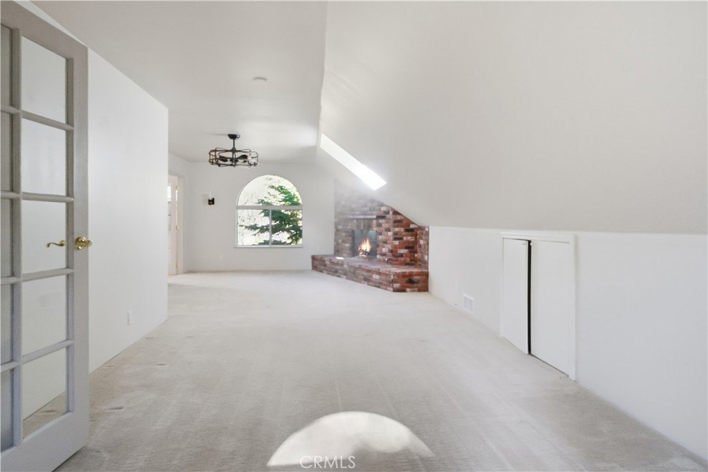 Lake Arrowhead, California, 92352, United States, 4 Bedrooms Bedrooms, ,3.5 BathroomsBathrooms,Residential,Forsale,2004861