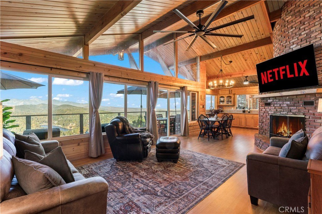 Crestline, California, 92325, United States, 3 Bedrooms Bedrooms, ,2.5 BathroomsBathrooms,Residential,Forsale,2004857