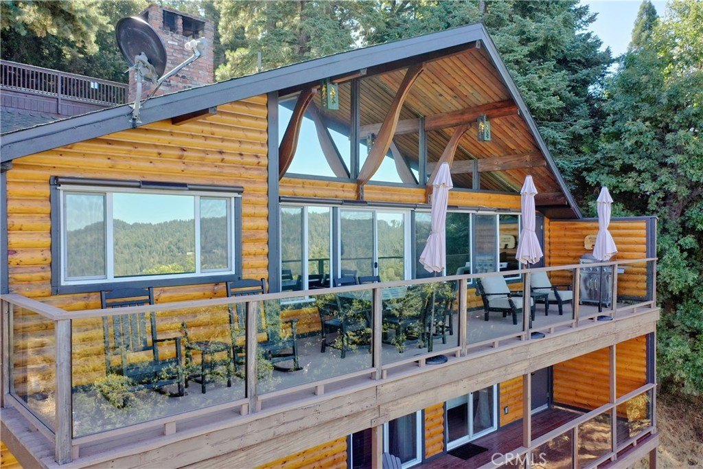 Crestline, California, 92325, United States, 3 Bedrooms Bedrooms, ,2.5 BathroomsBathrooms,Residential,Forsale,2004857