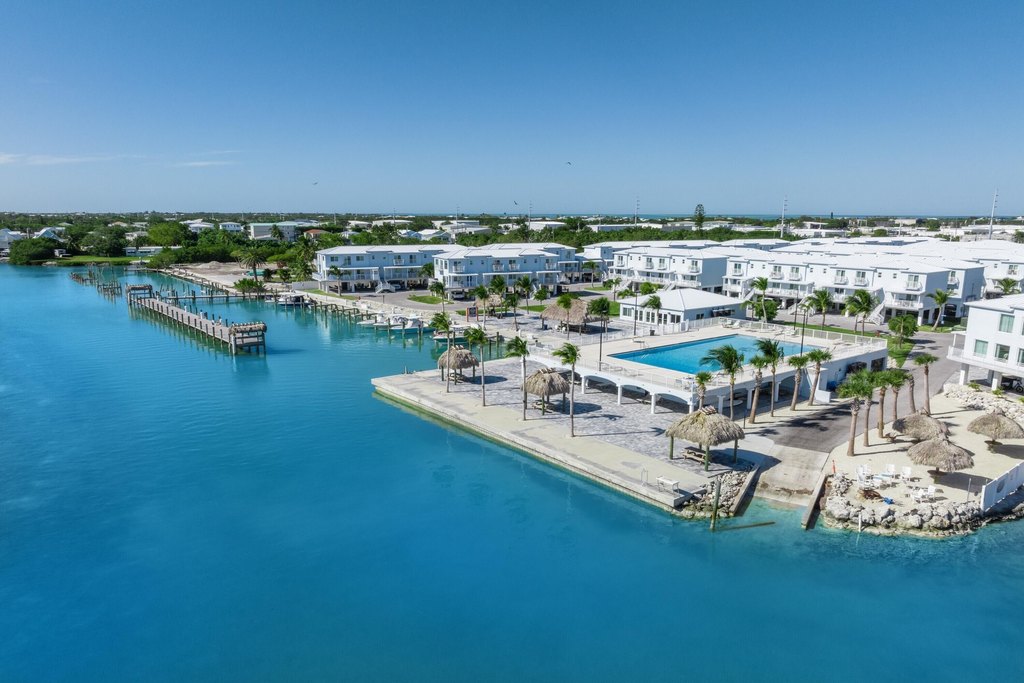 MARATHON, Florida, 33050, United States, 1 Bedroom Bedrooms, ,2 BathroomsBathrooms,Residential,Forsale,2011653