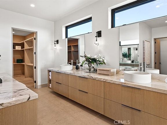 Newport Beach, California, 92663, United States, 5 Bedrooms Bedrooms, ,5 BathroomsBathrooms,Residential,Forsale,2009211