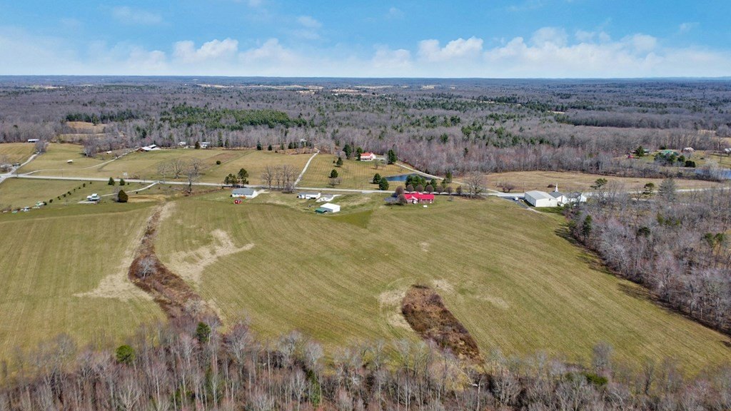 Jamestown, Tennessee, 38556, United States, 2 Bedrooms Bedrooms, ,2 BathroomsBathrooms,Residential,Forsale,1886027