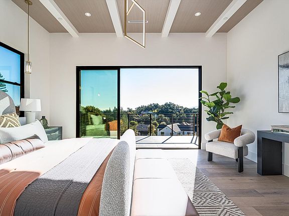 Healdsburg, California, 95448, United States, 5 Bedrooms Bedrooms, ,4 BathroomsBathrooms,Residential,Forsale,2004748