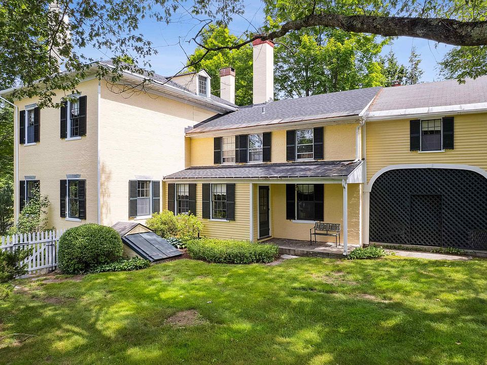 Orford, New Hampshire, 03777, United States, 6 Bedrooms Bedrooms, ,4 BathroomsBathrooms,Residential,Forsale,2004855