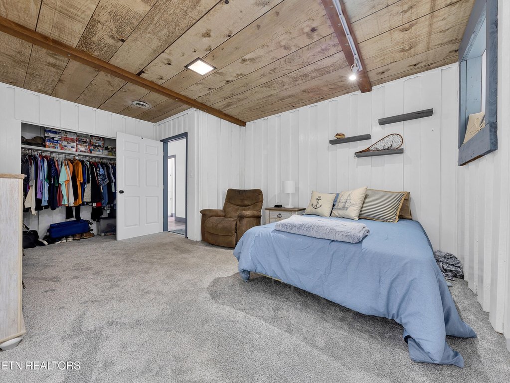 Knoxville, Tennessee, 37920, United States, 3 Bedrooms Bedrooms, ,5.5 BathroomsBathrooms,Residential,Forsale,1959681