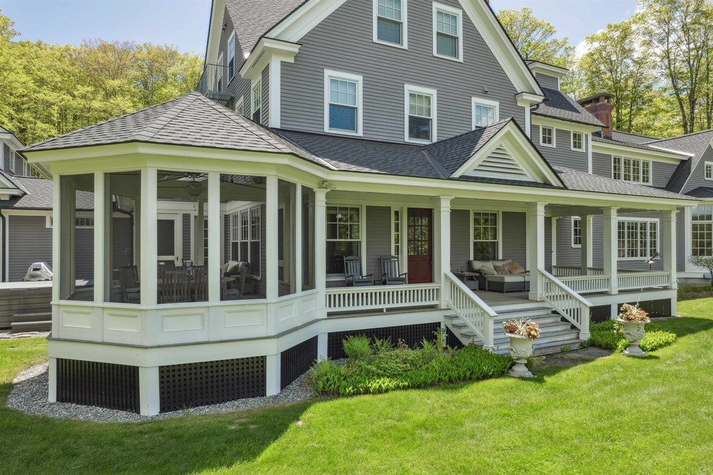 Barnard, Vermont, 05031, United States, 7 Bedrooms Bedrooms, ,7.5 BathroomsBathrooms,Residential,Forsale,1999505