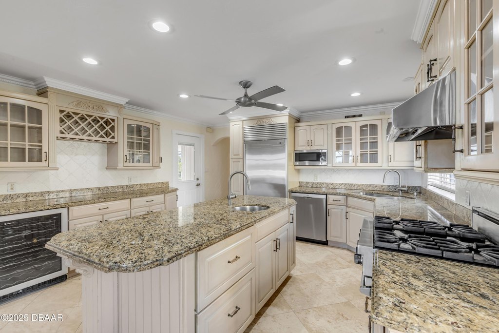 New Smyrna Beach, Florida, 32169, United States, 5 Bedrooms Bedrooms, ,6 BathroomsBathrooms,Residential,Forsale,2007413