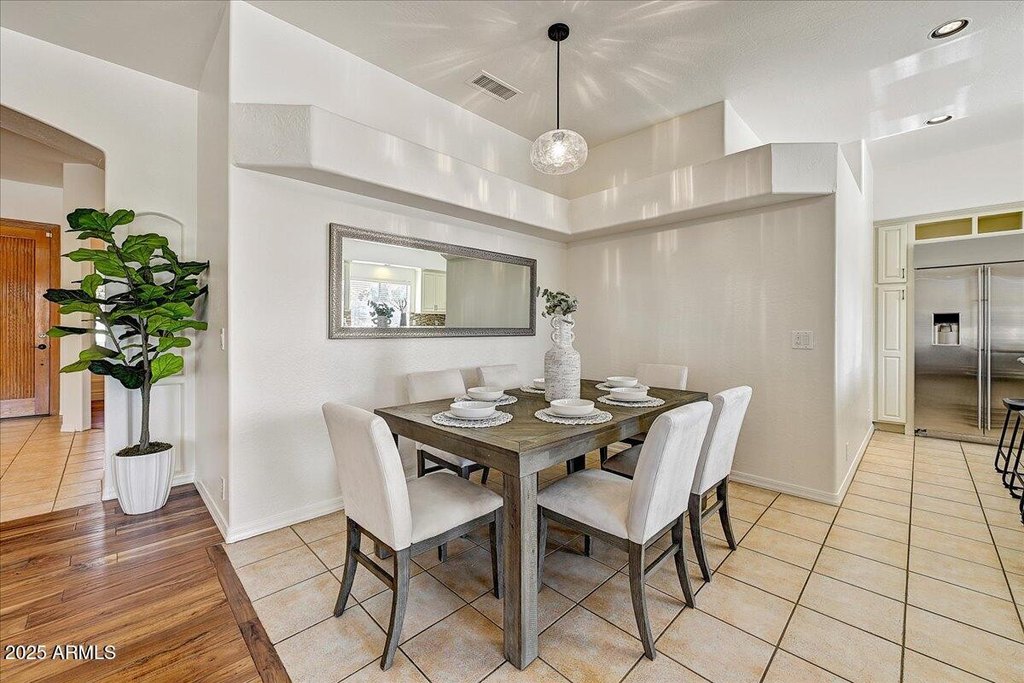 Phoenix, Arizona, 85032, United States, 3 Bedrooms Bedrooms, ,3 BathroomsBathrooms,Residential,Forsale,2004941