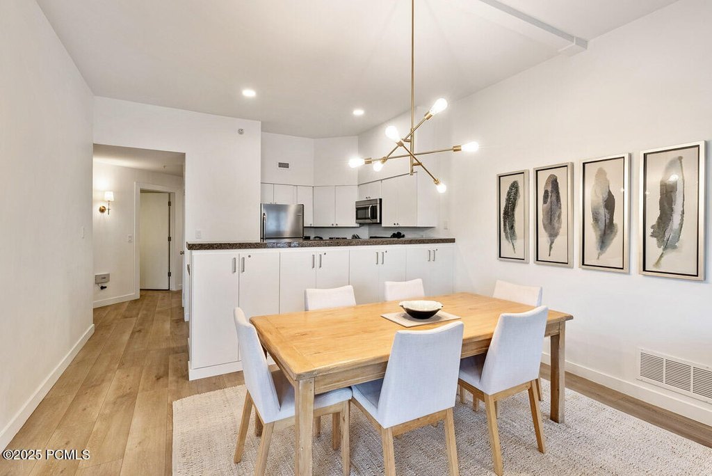 Park City, Utah, 84060, United States, 2 Bedrooms Bedrooms, ,2.5 BathroomsBathrooms,Residential,Forsale,2004734