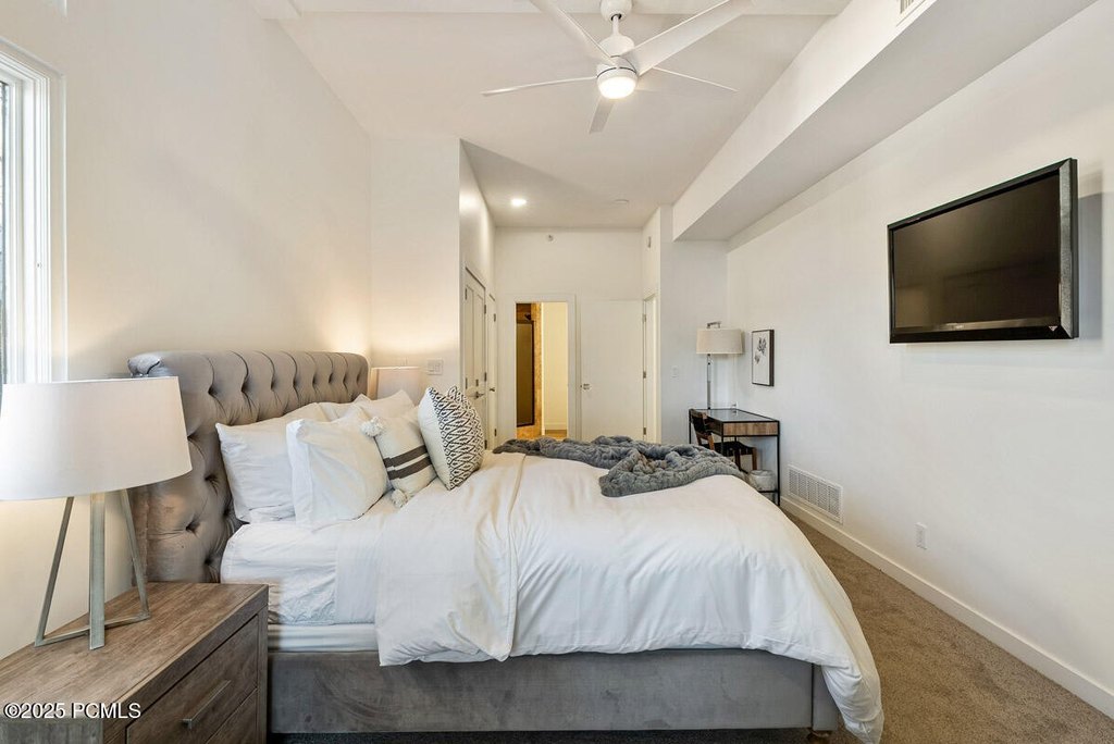 Park City, Utah, 84060, United States, 2 Bedrooms Bedrooms, ,2.5 BathroomsBathrooms,Residential,Forsale,2004734