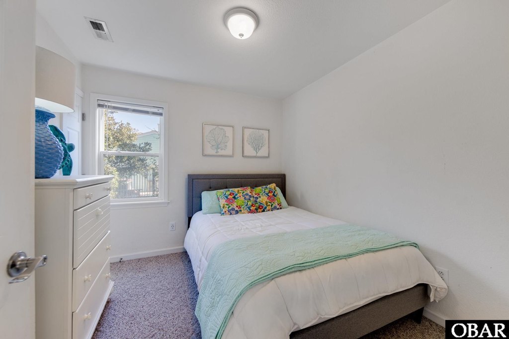 Corolla, North Carolina, 27927, United States, 5 Bedrooms Bedrooms, ,3 BathroomsBathrooms,Residential,Forsale,2010251