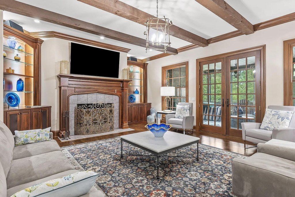 Signal Mountain, Tennessee, 37377, United States, 6 Bedrooms Bedrooms, ,6.5 BathroomsBathrooms,Residential,Forsale,1922158