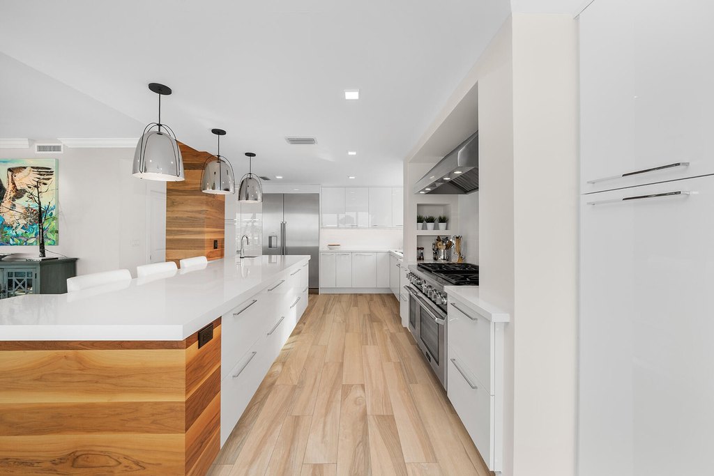 Key Largo, Florida, 33037, United States, 5 Bedrooms Bedrooms, ,3.5 BathroomsBathrooms,Residential,Forsale,1971978