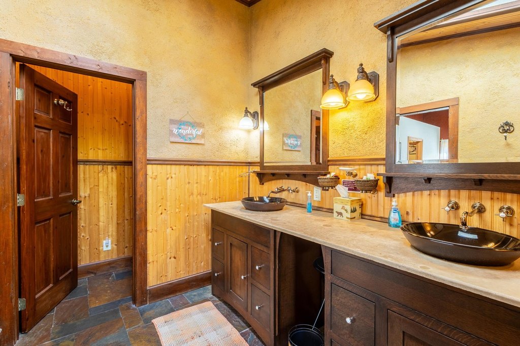 Sturgis, South Dakota, 57785, United States, 4 Bedrooms Bedrooms, ,3 BathroomsBathrooms,Residential,Forsale,1962250