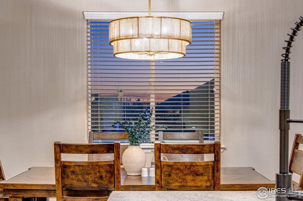 Longmont, Colorado, 80501, United States, 3 Bedrooms Bedrooms, ,2 BathroomsBathrooms,Residential,Forsale,2009201