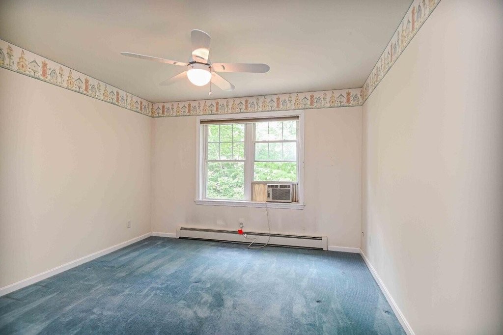 York, Maine, 03909, United States, 2 Bedrooms Bedrooms, ,2 BathroomsBathrooms,Residential,Forsale,1941227