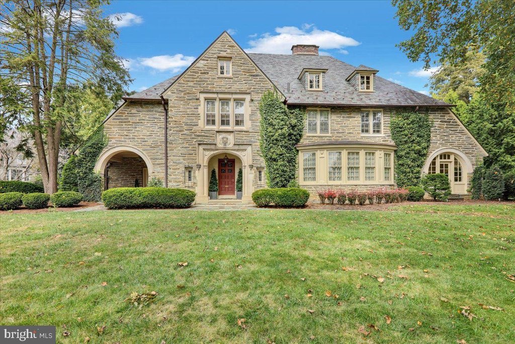 WYOMISSING, Pennsylvania, 19610, United States, 6 Bedrooms Bedrooms, ,4.5 BathroomsBathrooms,Residential,Forsale,1973410