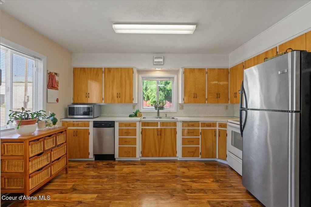 Coeur d'Alene, Idaho, 83814, United States, 3 Bedrooms Bedrooms, ,2 BathroomsBathrooms,Residential,Forsale,1984578