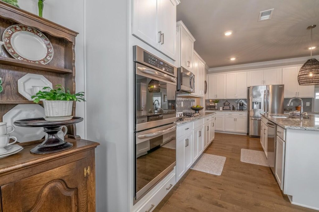 Apison, Tennessee, 37302, United States, 5 Bedrooms Bedrooms, ,4.5 BathroomsBathrooms,Residential,Forsale,2004687