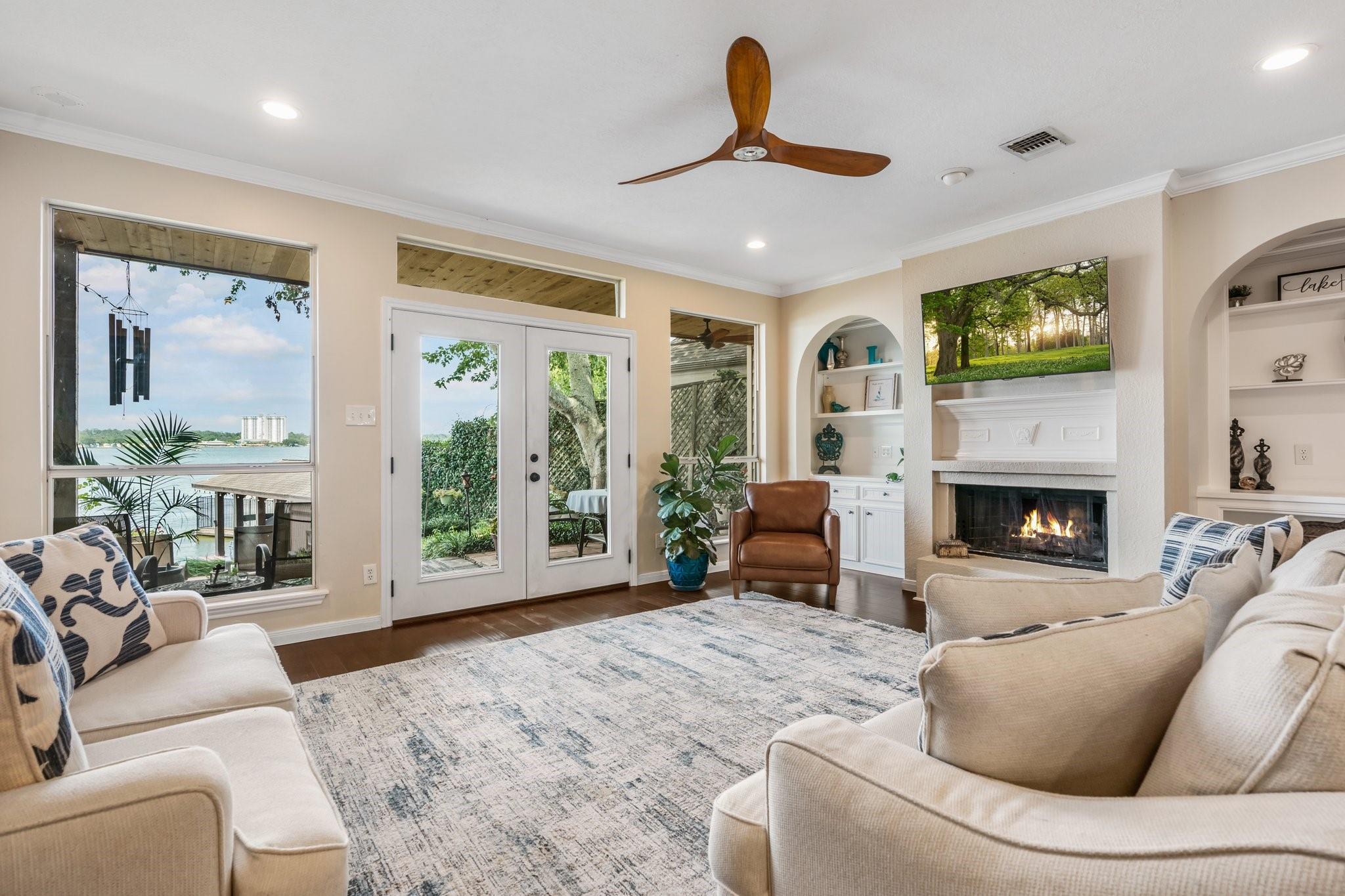 Montgomery, Texas, 77356, United States, 2 Bedrooms Bedrooms, ,2 BathroomsBathrooms,Residential,Forsale,1954141