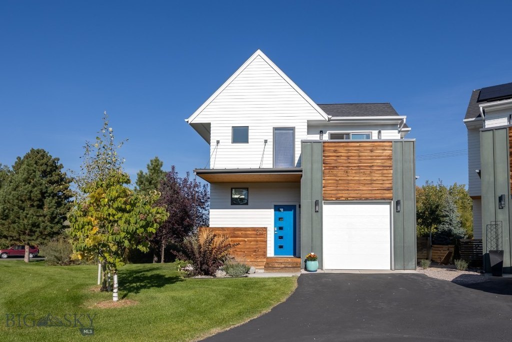 Bozeman, Montana, 59718, United States, 2 Bedrooms Bedrooms, ,5.5 BathroomsBathrooms,Residential,Forsale,1986983