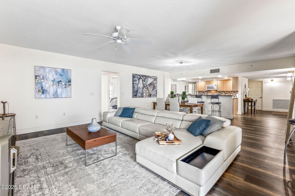 Daytona Beach Shores, Florida, 32118, United States, 3 Bedrooms Bedrooms, ,3 BathroomsBathrooms,Residential,Forsale,1990137