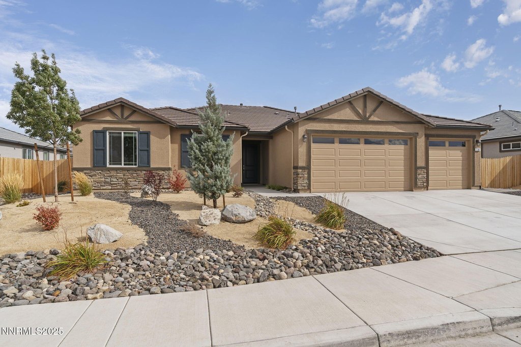 Sparks, Nevada, 89441, United States, 3 Bedrooms Bedrooms, ,2 BathroomsBathrooms,Residential,Forsale,1954160