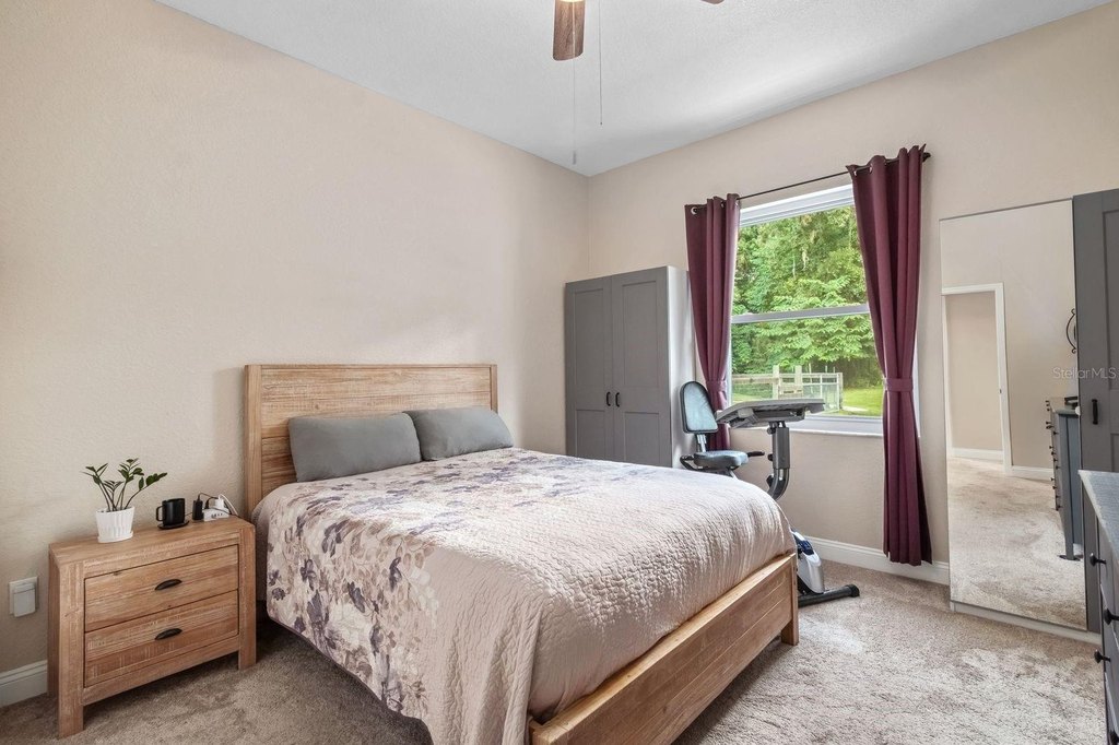 REDDICK, Florida, 32686, United States, 4 Bedrooms Bedrooms, ,4 BathroomsBathrooms,Residential,Forsale,1969786