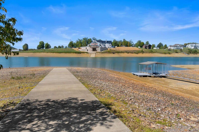 Dandridge, Tennessee, 37725, United States, 5 Bedrooms Bedrooms, ,4.5 BathroomsBathrooms,Residential,Forsale,1962203