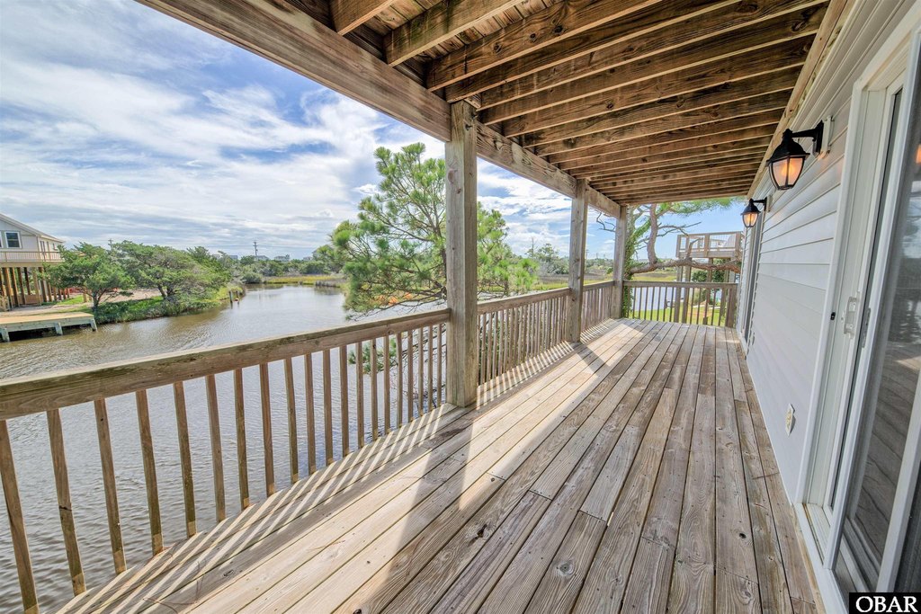 Hatteras, North Carolina, 27943, United States, 3 Bedrooms Bedrooms, ,2.5 BathroomsBathrooms,Residential,Forsale,1964367