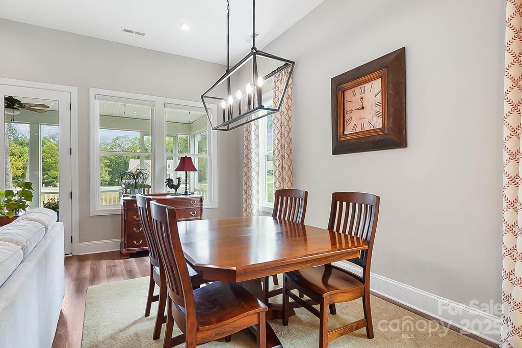 York, South Carolina, 29745, United States, 4 Bedrooms Bedrooms, ,3 BathroomsBathrooms,Residential,Forsale,1985980