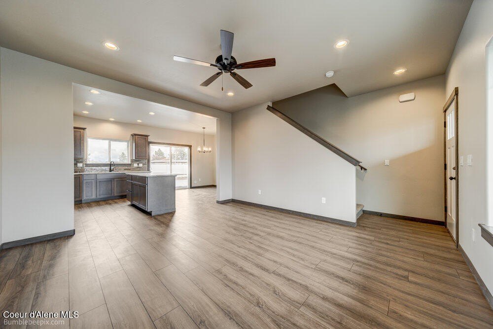 Post Falls, Idaho, 83854, United States, 4 Bedrooms Bedrooms, ,2.5 BathroomsBathrooms,Residential,Forsale,1984590