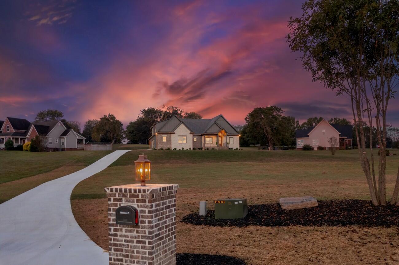 Rock Spring, Georgia, 30739, United States, 4 Bedrooms Bedrooms, ,3 BathroomsBathrooms,Residential,Forsale,1963567