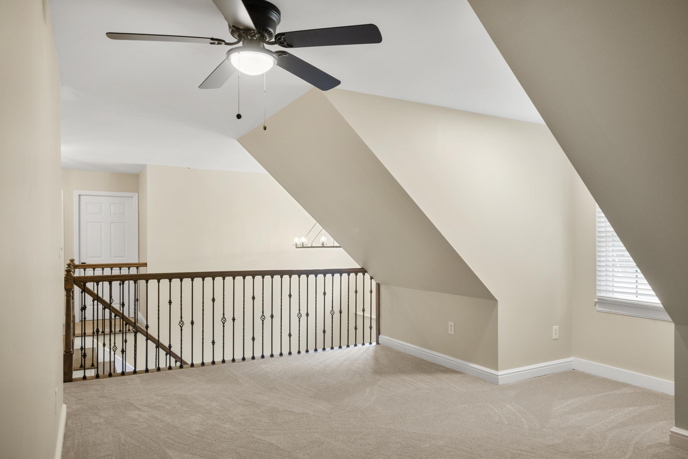 Flintstone, Georgia, 30725, United States, 5 Bedrooms Bedrooms, ,3 BathroomsBathrooms,Residential,Forsale,1963596